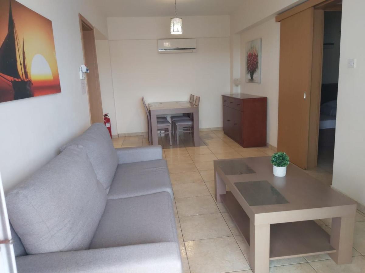 403 Apartment Carisa Artemis Court Larnaca Dış mekan fotoğraf